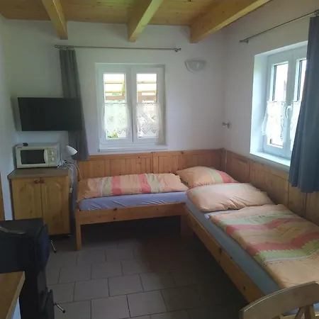 Apartment Komplex Apartmanu Jestrabi