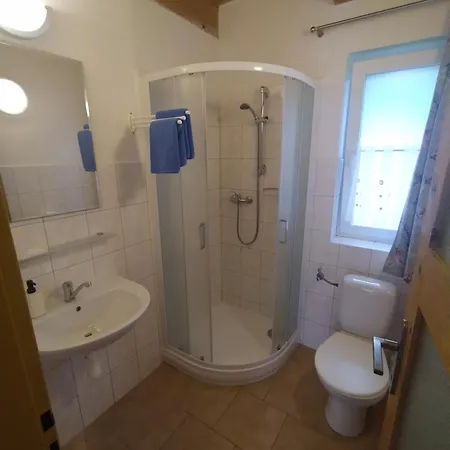 Komplex Apartmanu Jestrabi アパート