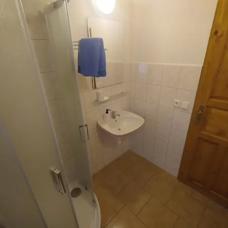 アパート Komplex Apartmanu Jestrabi