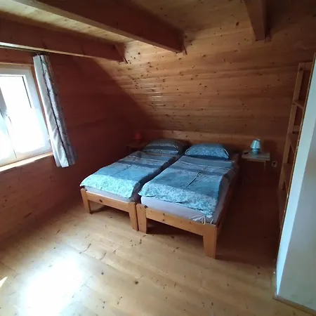 アパート Komplex Apartmanu Jestrabi *