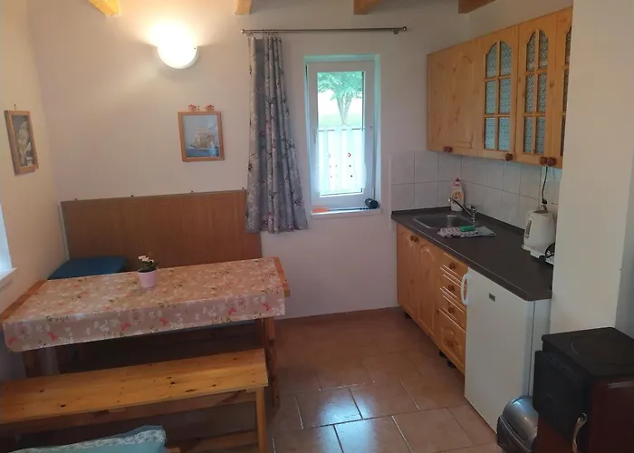 Komplex Apartmanu Jestrabi Apartment